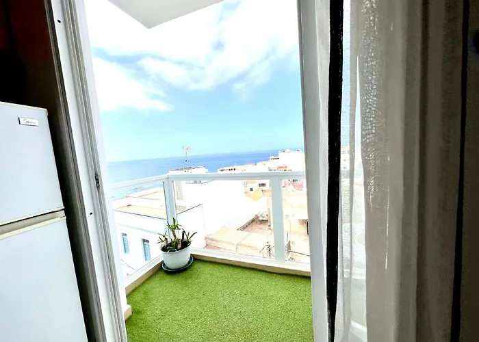 شقة Alcamar Apartment! With Beautiful Views Of The Sea!