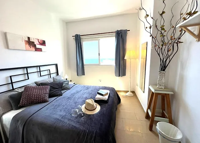 Alcamar Apartment! With Beautiful Views Of The Sea! *